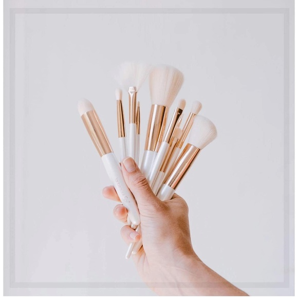 NWT 10-pc Makeup Brush Set * Cruelty-Free - Picture 3 of 12